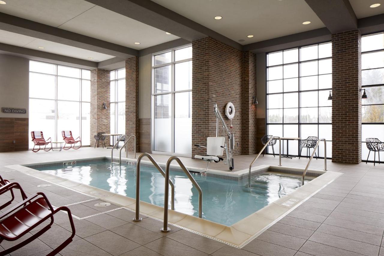 Archer Hotel Boston/Берлингтон Экстерьер фото