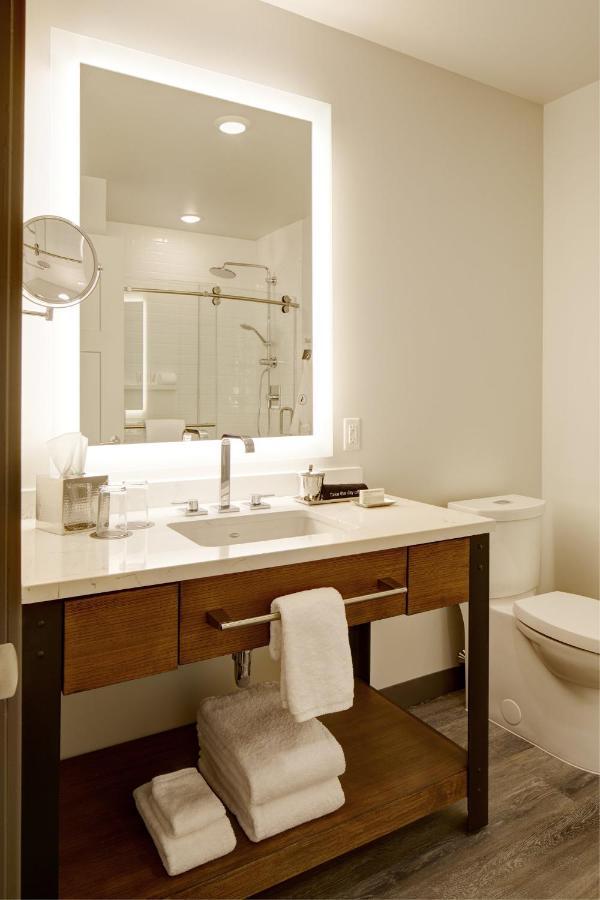 Archer Hotel Boston/Берлингтон Экстерьер фото